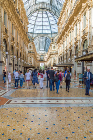 Milan, Italy - May 29, 2018: People walking in galleria Vittorio Emanuele II.のeditorial素材