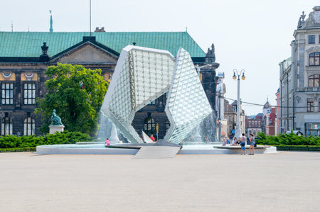 Poznan, Poland - August 19, 2018: Water fountain of freedom at freedom square (Plac wolnosci).のeditorial素材