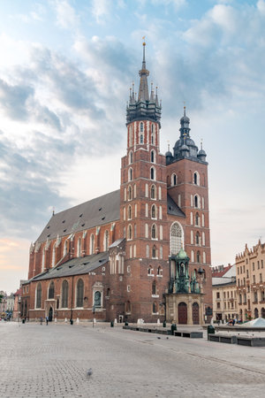 Krakow, Poland - July 26, 2019: Exterior of the Basilica of Saint Mary in the morning.のeditorial素材