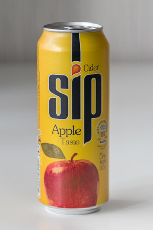 Kaliningrad, Russia - August 4, 2019: Can of Sip cider apple taste.のeditorial素材