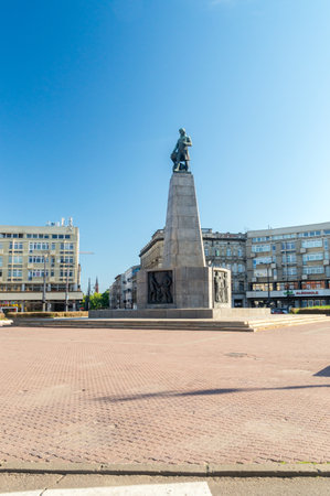 Lodz, Poland - June 7, 2021: Vertical view on freedom Square with Tadeusz Kosciuszko Monument.のeditorial素材