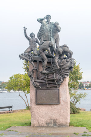 Oslo, Norway - September 24, 2021: The war sailors monument at Bygdoy peninsula. War memorial 1940-1945.のeditorial素材