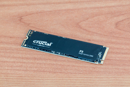 Pruszcz Gdanski, Poland - March 17, 2023: Crucial P3 1TB PCIe 3.0 NVMe M.2 SSD.のeditorial素材