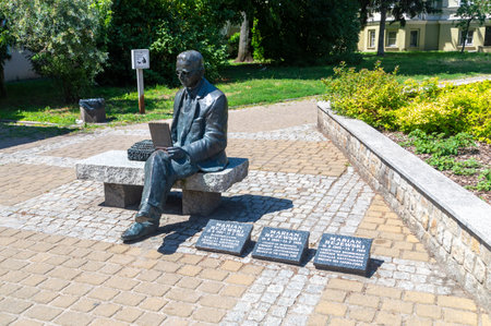 Bydgoszcz, Poland - July 9, 2023: Sculpture commemorating Marian Rejewski.のeditorial素材