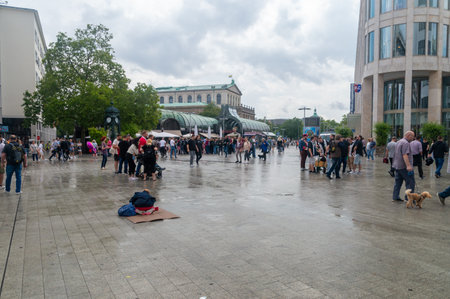 Hanover, Germany - July 29, 2023: Crowded city center of Hanover at rainy day.のeditorial素材
