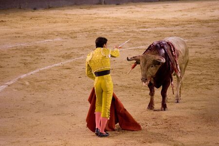 MADRID - August 8: The torero Antonio Espaliu fights a bull named Lujoso in the Las Ventas bullring on August 8, 2010 in Madrid, Spain.のeditorial素材