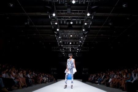VALENCIA, SPAIN - September 1: A model on the catwalk wearing a Zazo & Brull design for the Valencia Fashion Week on September 1, 2010 in Valencia, Spain. のeditorial素材