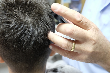 barber at work