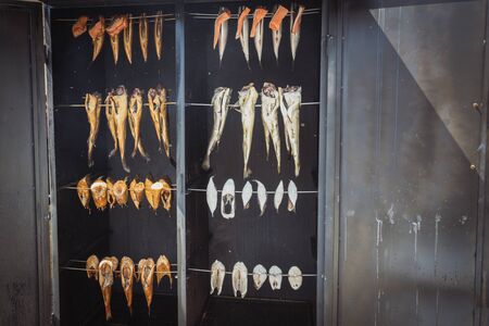 Fish smokehouse, Traditional smoke smoking style