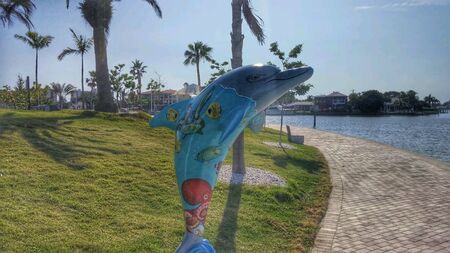 Dolphin statueの素材