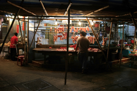 Hong Kong, China - April 9, 2010 - Street Market (Wet market) nearTemple Stのeditorial素材