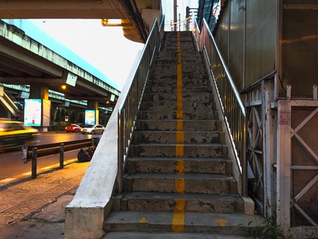 The overpassの素材