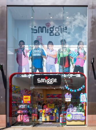 Swindon, United Kingdom - May 04 2019:   The Frontage of Smiggle stationery store in The Paradeのeditorial素材