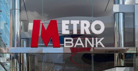 Swindon, United Kingdom - May 04 2019:   The Frontage of Metro bank branch in The Paradeのeditorial素材