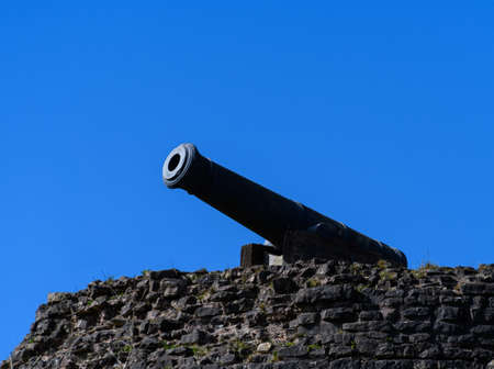 Dudley, United Kingdom - March 16 2020:  A cannon atop the ramparts of Dudley Castleのeditorial素材