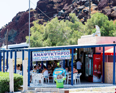 Akrotiri, Greece - July 19 2019:   The last cafe before the walk across the cliffs to the Red Beach of Akrotiriのeditorial素材