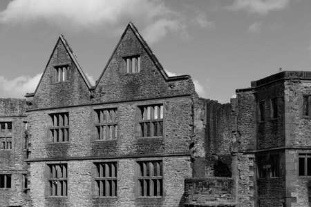 A monochrome picture of the interior ruins of Dudley Castle