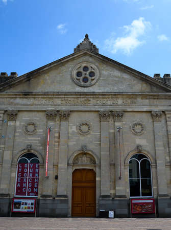 Newbury, United Kingdom - June 09 2020:  The Entrance to Newbury Corn Exchange building on Market Placeのeditorial素材