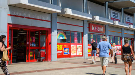 Hastings, United Kingdom - July 31 2020:  The frontage of Iceland frozen food store on Castle Streetのeditorial素材