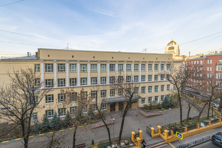 Type of streets in the center of Moscow in the autumnのeditorial素材