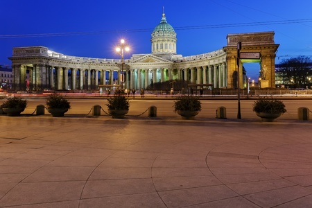 Night view of Kazan Cathedral in St Petersburg, Russia の写真素材
