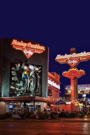 LAs VEGAS, NEVADA/USA - May 31, 2009: Harley Davidson Cafe at night in Las Vegas Nevadaのeditorial素材