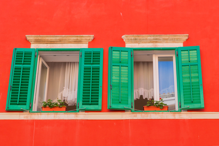 House details, narrow streets of Rovinj town in Croatia, Europeの写真素材