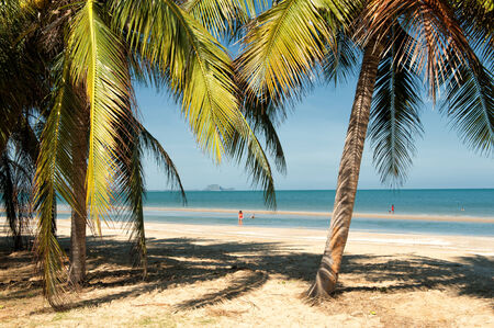 Hua Hin, Thailand  January 22, 2013  Tourists enjoy the beach  at Dolphin Bay south of Hua Hin  Hua Hin is a major tourist destination in Thailand のeditorial素材
