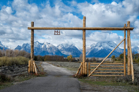 Ranch gate in Grand Teton National Park, Wyomingのeditorial素材