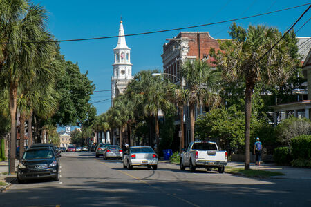 Charleston, SC, USA - October 13, 2014: Broad Street with St Michaels church in Charleston, SC. St Michaels Episcopal church is a US National Historic Landmark built 1750 -1761.のeditorial素材