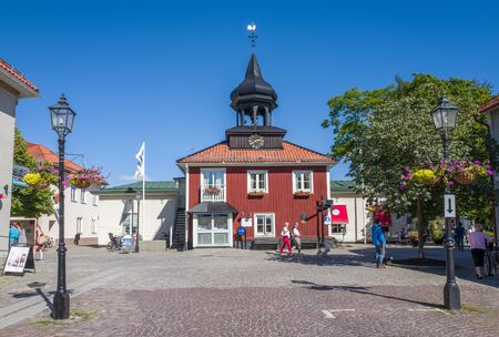 Trosa, Sweden  August 19, 2015: The old city hall in Trosa. Trosa is an idyllic and historic seaside town south of Stockholm and a popular tourist destination during summer time.のeditorial素材