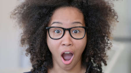 Close up of Shocked African Womanの写真素材