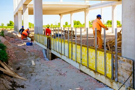 Preparation is in progress to assembly wooden mold for concrete pouring.の写真素材