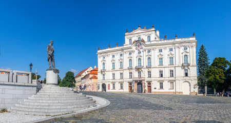 Archbishops Palace on Hradcany Square and Statue of Tomas Garrigue Masaryk, Prague Castle, Prague, Czech Republicのeditorial素材