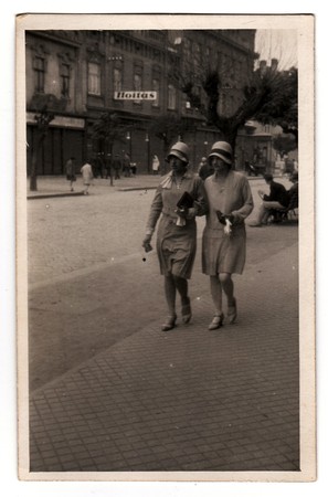 THE CZECHOSLOVAK  REPUBLIC, CIRCA 1930s: A vintage photo shows young women during a walk in the city, circa 1930s.のeditorial素材