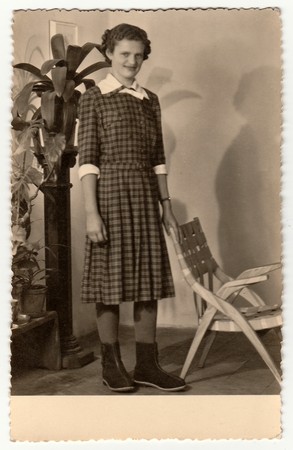 THE CZECHOSLOVAK REPUBLIC - CIRCA 1940s: Vintage photo of a young womanのeditorial素材