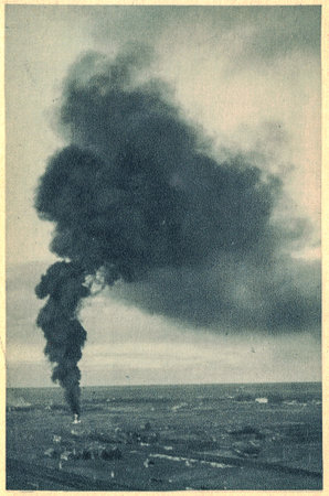 The bombardment of fuel depot in Leningrad.のeditorial素材