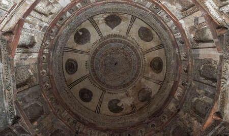 the last mausoleum of the Mughal era, the marble Tomb of Safdardjang, Delhiのeditorial素材
