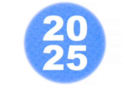 new year 2025 sign on blue round cardboard against white backgroundの写真素材