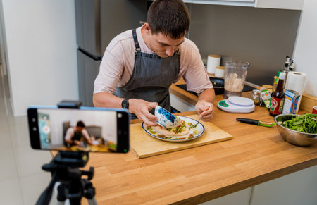 The chef is broadcasting live from workshop how to prepare a bean porridge with cauliflower