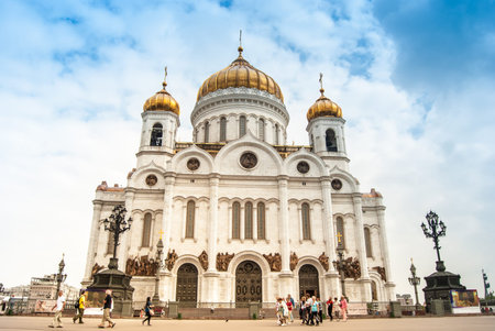MOSCOW, RUSSIA - AUGUST 1: Cathedral of Christ the Saviour, on August 1, 2013 in MOSCOW, Russia. The Temple is on the northern bank of the Moskva River, a few blocks southwest of the Kremlin.のeditorial素材