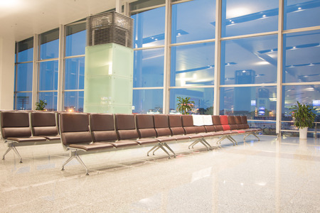 Waiting chair airportのeditorial素材
