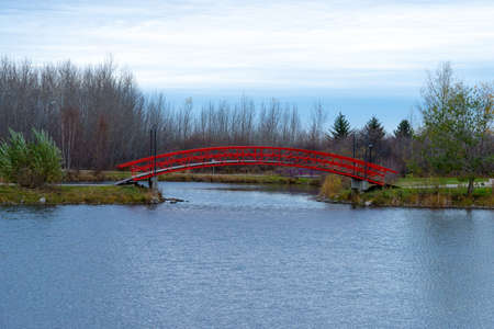bridge over the lake, stony plain, alberta, canadaの写真素材