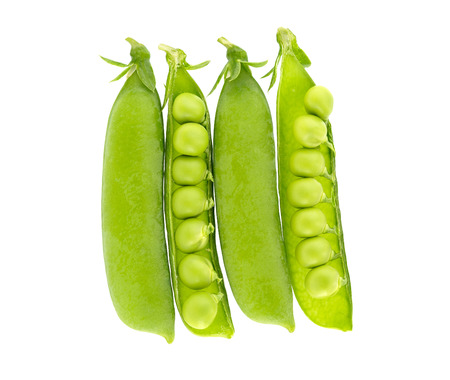 Fresh green peas isolated on a white background.の写真素材