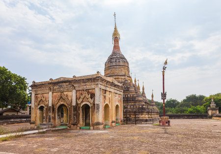 Ansient Buddhist Hsu Taung Pyi Pagoda at Old Bagan archaeological zone in Myanmar.の写真素材