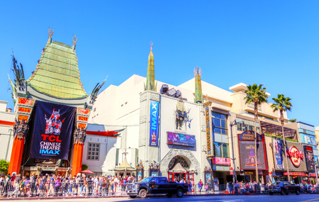 LOS ANGELES - MAR 26, 2018: Crowds gather at the famous Grauman's Chinese Theater on Hollywood Boulevard. Declared a historic-cultural landmark in 1968, it is the worldâs largest IMAX auditorium.のeditorial素材