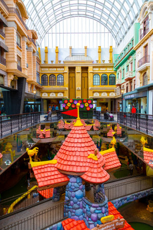 EDMONTON, CANADA - APRIL 16, 2022: Shoppers visit the West Edmonton Mall in Alberta, Canada. At 5.3 million sq ft, it is the second largest shopping mall in North America.のeditorial素材
