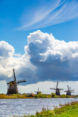 Kinderdijk, windmills in Hollandの写真素材