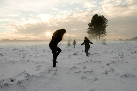 Girls in the snowのeditorial素材