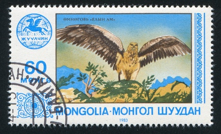 MONGOLIA - CIRCA 1983: stamp printed by Mongolia, shows Eagle, circa 1983のeditorial素材